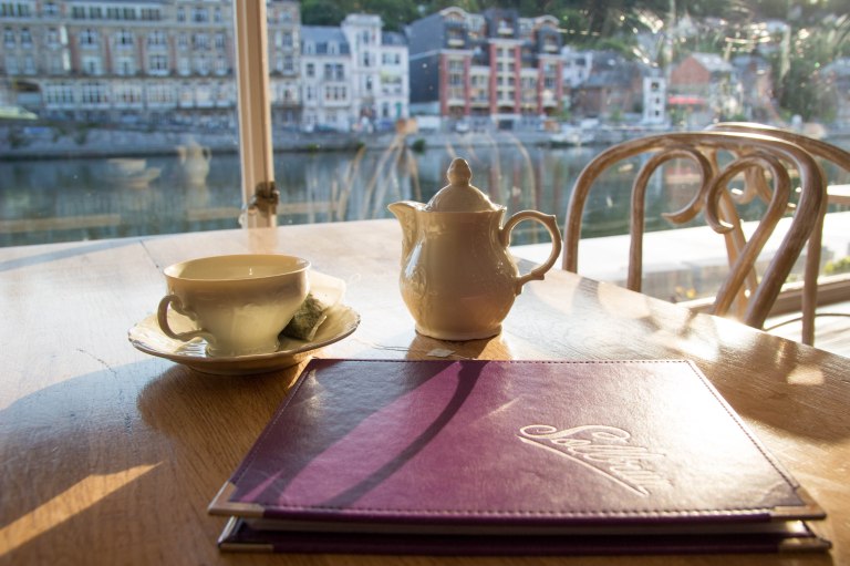 Cuppa with a view in Dinant
