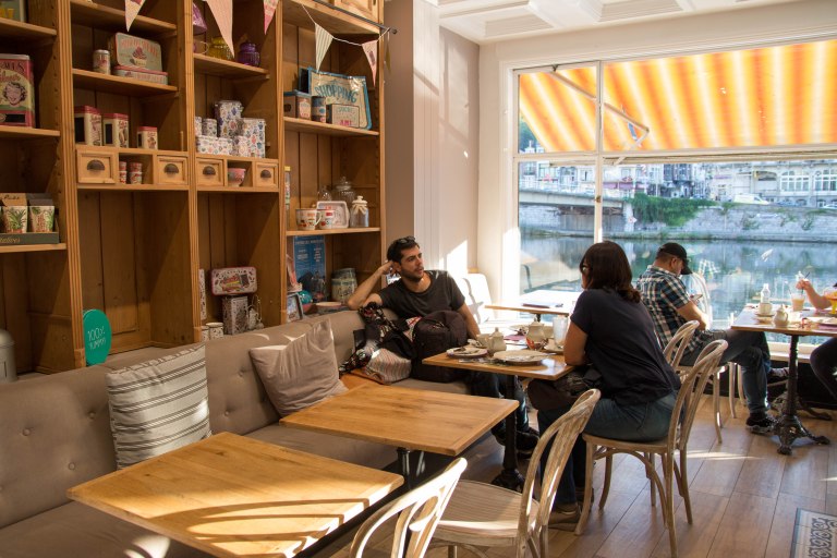 Cuppa with a view in Dinant